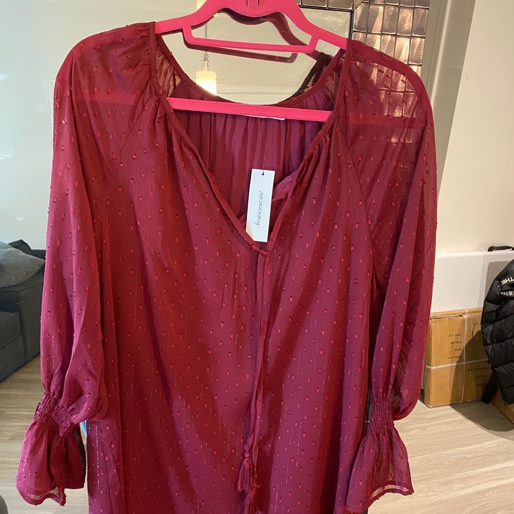 NWT beautiful seasonal dress, great for dinner out